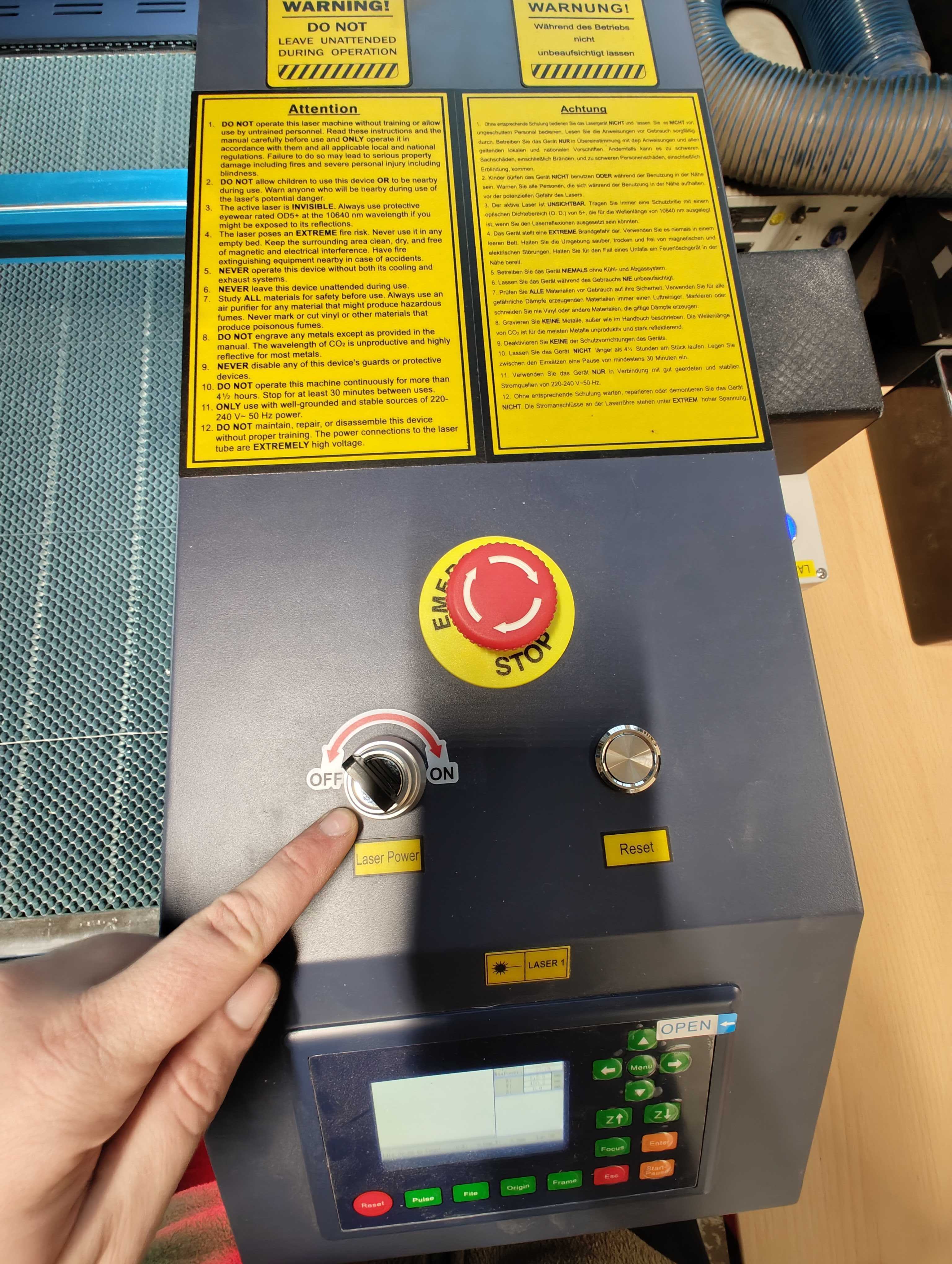 Bild 3 - Schlüssel auf ON schalten